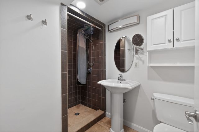 102 Old Harbor Street A, Boston, MA 02127
