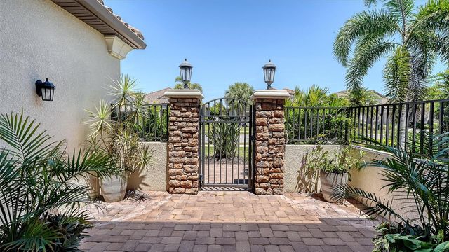 13046 SORRENTO WAY, Bradenton, FL 34211