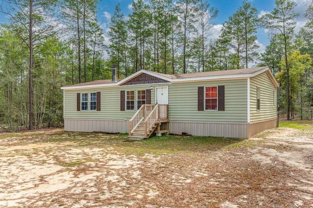 164 E Jonquil Avenue, Defuniak Springs, FL 32433