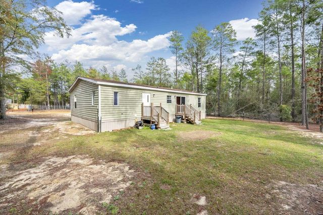 164 E Jonquil Avenue, Defuniak Springs, FL 32433