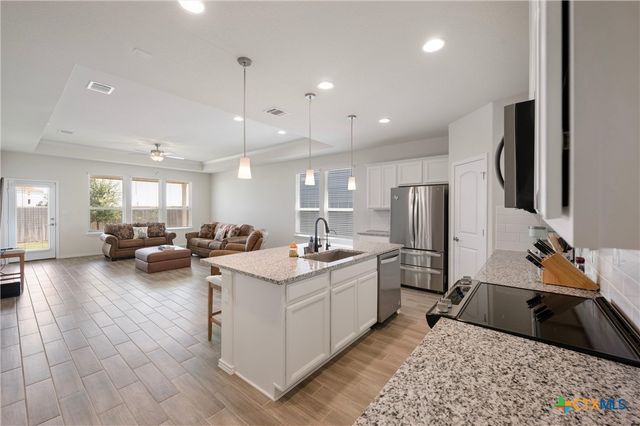 4047 Wild Bloom Road, Seguin, TX 78155