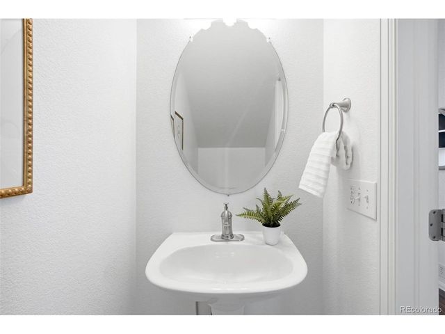 12382 Madison Ct, Thornton, CO 80241