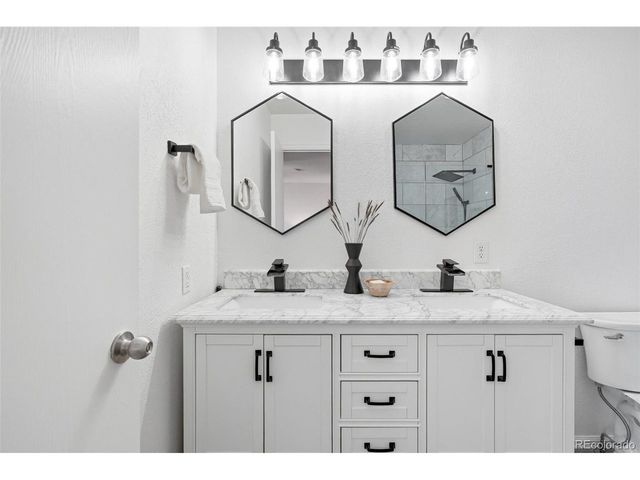 12382 Madison Ct, Thornton, CO 80241