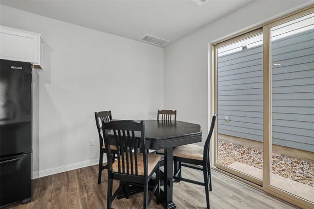 8518 Leroi DR, Austin, TX 78744