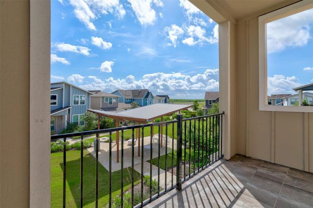 8518 Leroi DR, Austin, TX 78744