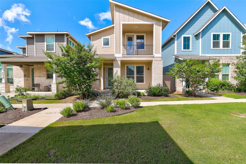 8518 Leroi DR, Austin, TX 78744