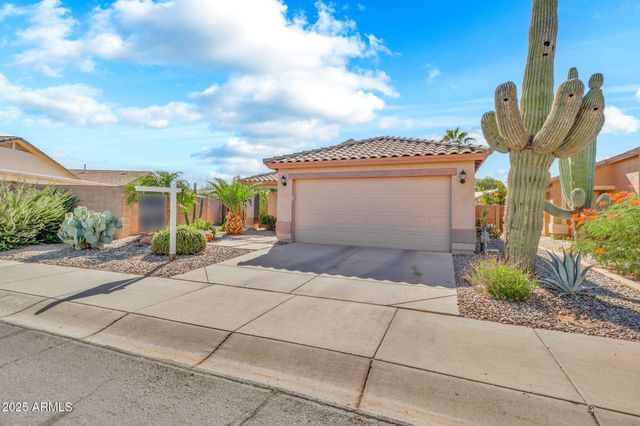 30178 N CORAL BEAN Drive, San Tan Valley, AZ 85143