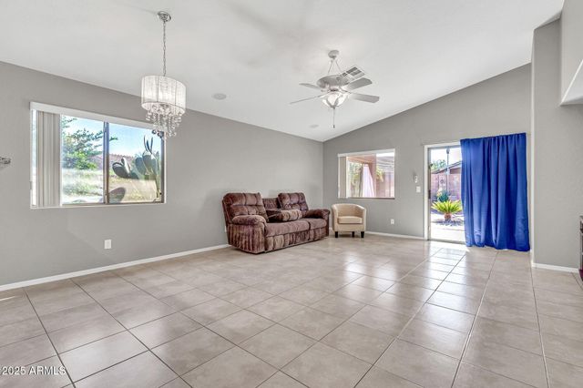 30178 N CORAL BEAN Drive, San Tan Valley, AZ 85143