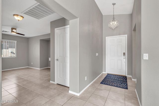 30178 N CORAL BEAN Drive, San Tan Valley, AZ 85143