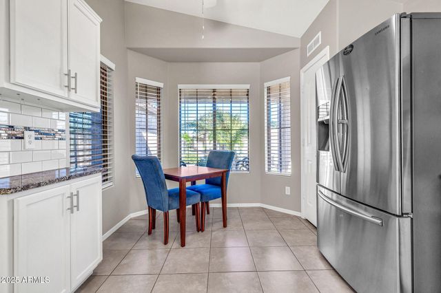 30178 N CORAL BEAN Drive, San Tan Valley, AZ 85143