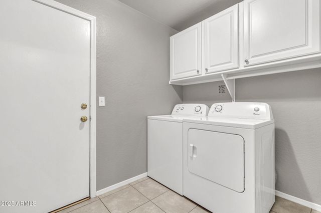 30178 N CORAL BEAN Drive, San Tan Valley, AZ 85143