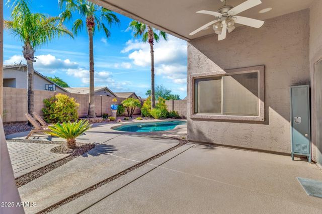 30178 N CORAL BEAN Drive, San Tan Valley, AZ 85143