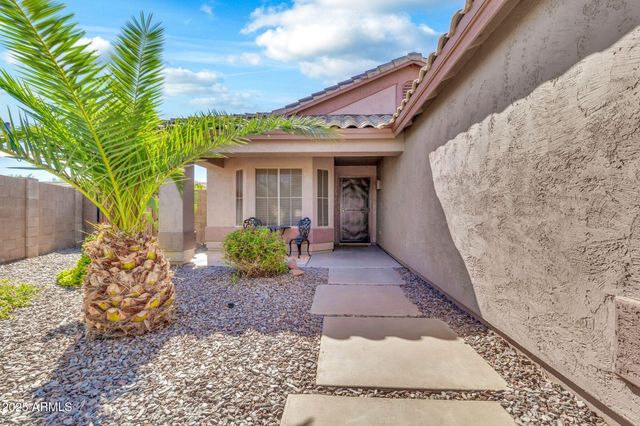 30178 N CORAL BEAN Drive, San Tan Valley, AZ 85143