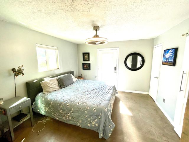 201 MARLOWE Lane, Albuquerque, NM 87113