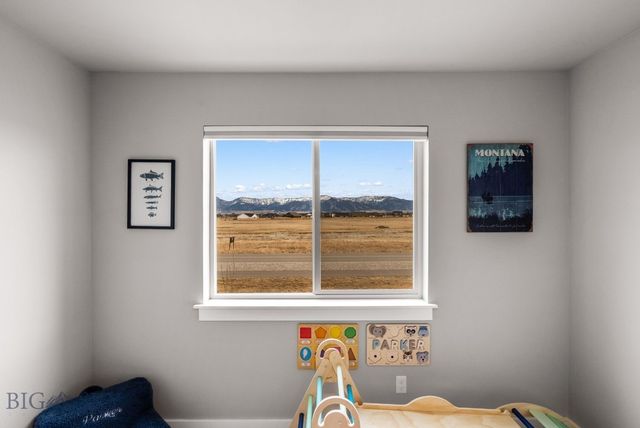 606 Winston Lane A, Belgrade, MT 59714