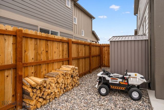 606 Winston Lane A, Belgrade, MT 59714