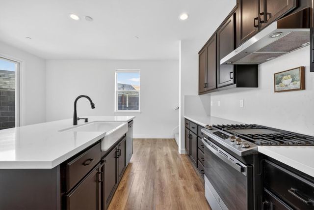 4458 Sierra Pine Way, Rocklin, CA 95677