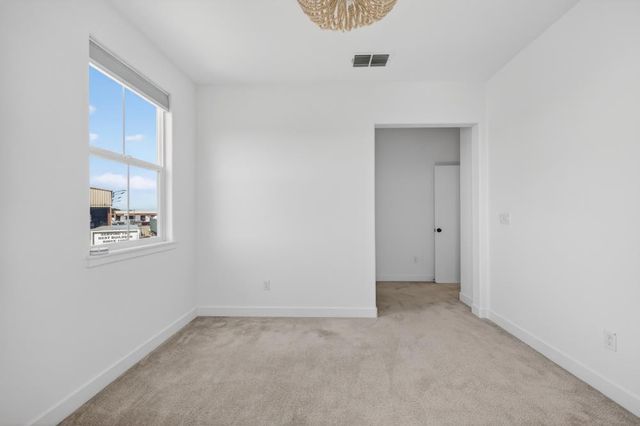 4458 Sierra Pine Way, Rocklin, CA 95677