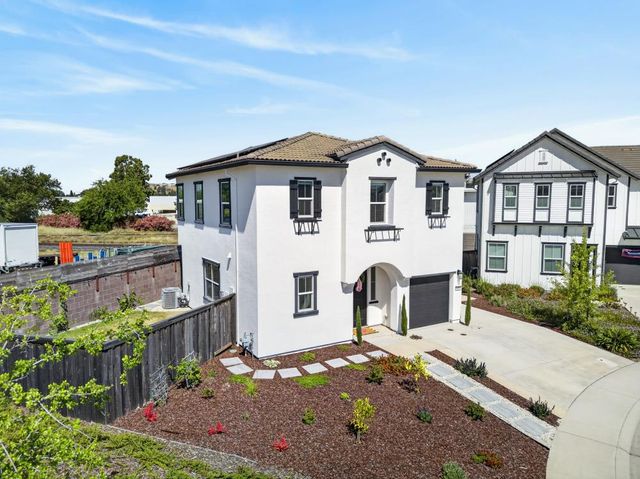 4458 Sierra Pine Way, Rocklin, CA 95677
