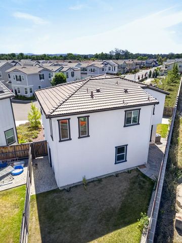 4458 Sierra Pine Way, Rocklin, CA 95677