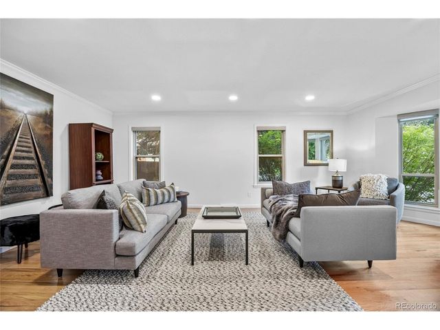 5328 S Havana Ct, Englewood, CO 80111