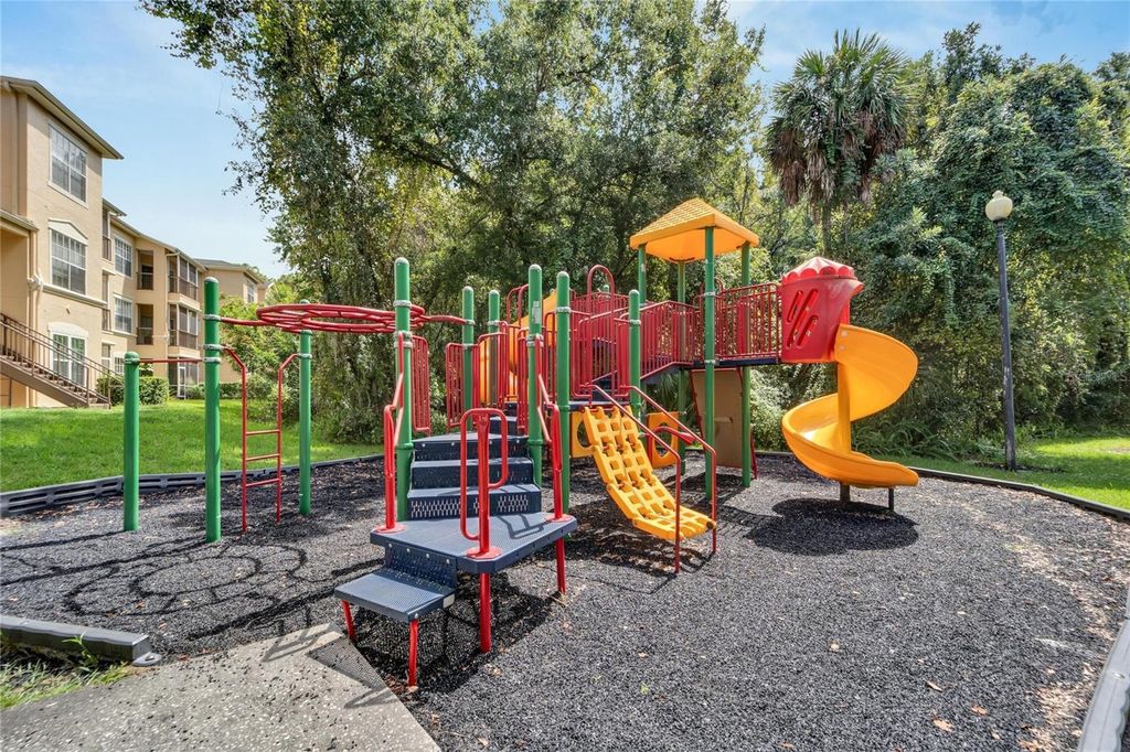 Image 30 of property listing at 5125 PALM SPRINGS BOULEVARD 4107, Tampa, FL 33647