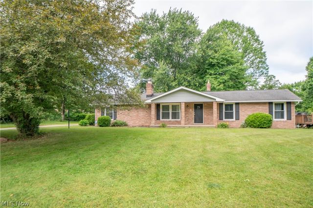 6125 Coyla Avenue NW, Canal Fulton, OH 44614