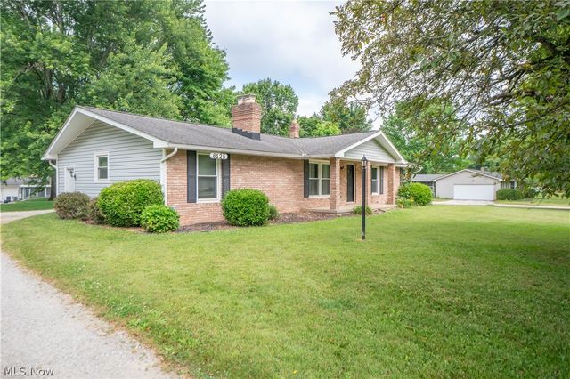 6125 Coyla Avenue NW, Canal Fulton, OH 44614