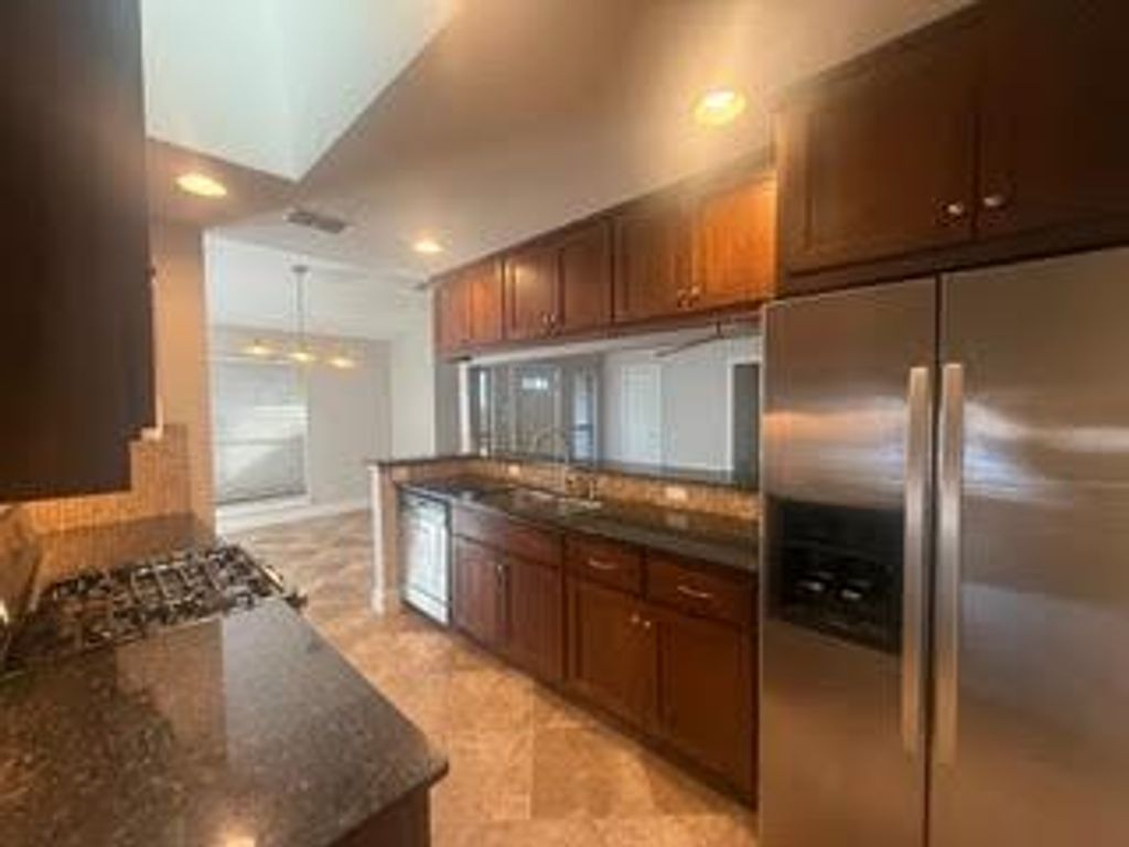 2604 W 8th ST W A, Austin, TX 78703