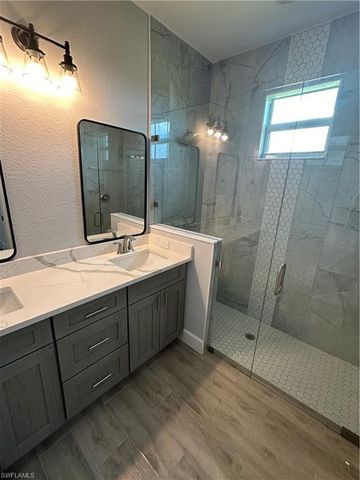 1010 NE 5th AVE, Cape Coral, FL 33909