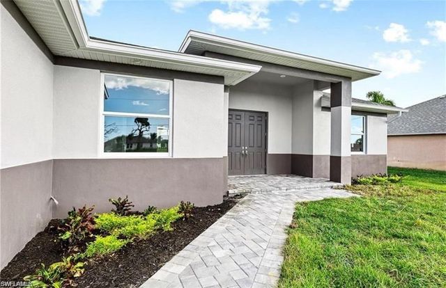 1010 NE 5th AVE, Cape Coral, FL 33909