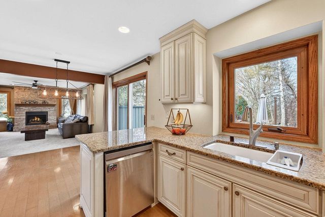 N68W14724 Prudence DRIVE, Menomonee Falls, WI 53051