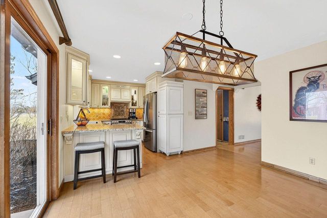 N68W14724 Prudence DRIVE, Menomonee Falls, WI 53051