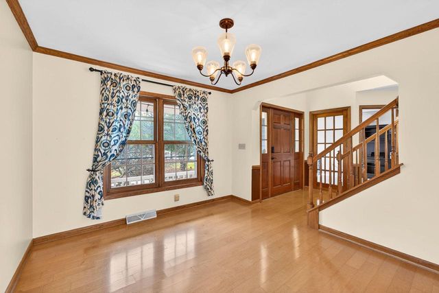 N68W14724 Prudence DRIVE, Menomonee Falls, WI 53051