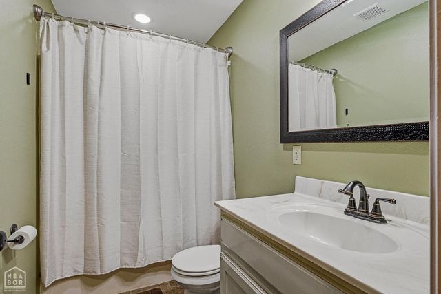 73 County Road 303, Jonesboro, AR 72401