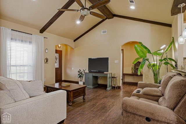 73 County Road 303, Jonesboro, AR 72401