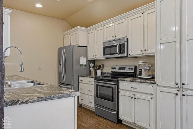 73 County Road 303, Jonesboro, AR 72401