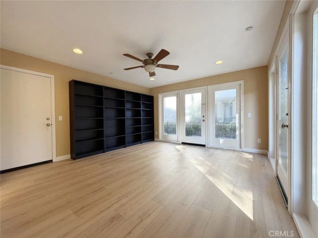 274 Tustin Field Dr, Tustin, CA 92782
