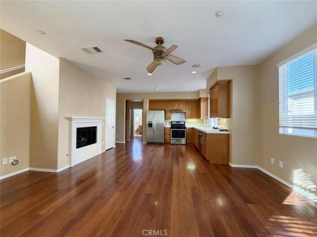 274 Tustin Field Dr, Tustin, CA 92782