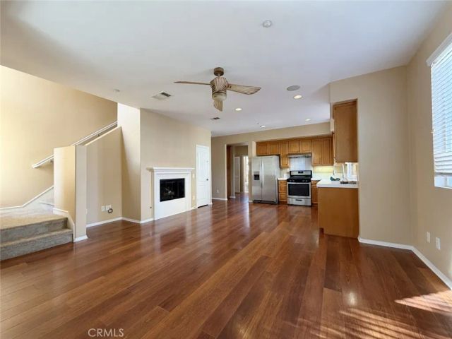 274 Tustin Field Dr, Tustin, CA 92782
