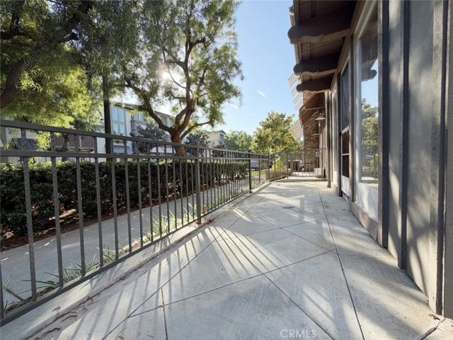 274 Tustin Field Dr, Tustin, CA 92782