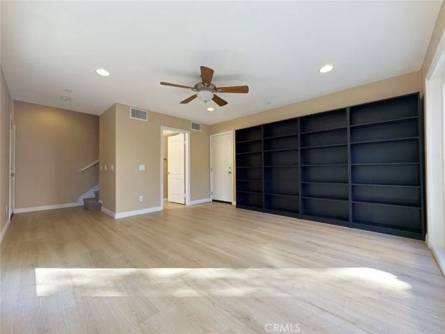 274 Tustin Field Dr, Tustin, CA 92782