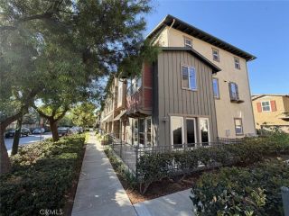 274 Tustin Field Dr, Tustin, CA 92782