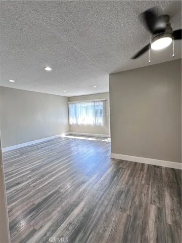 13520 Rye Street, Sherman Oaks, CA 91423