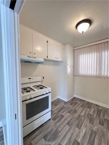 13520 Rye Street, Sherman Oaks, CA 91423