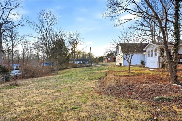 498 Salem Church Road, Reidsville, NC 27320