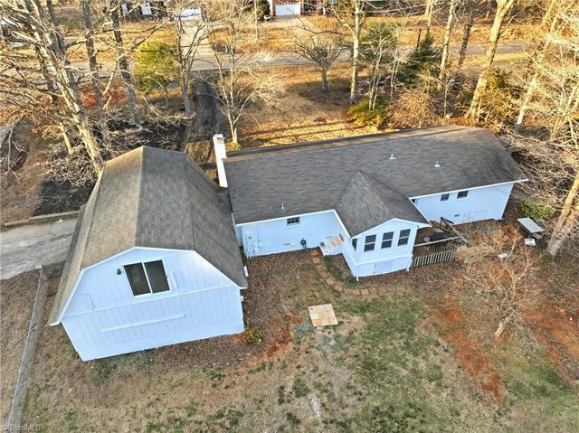 498 Salem Church Road, Reidsville, NC 27320