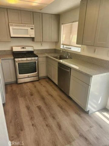 6275 Woodpine, San Bernardino, CA 92407