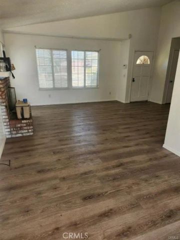 6275 Woodpine, San Bernardino, CA 92407