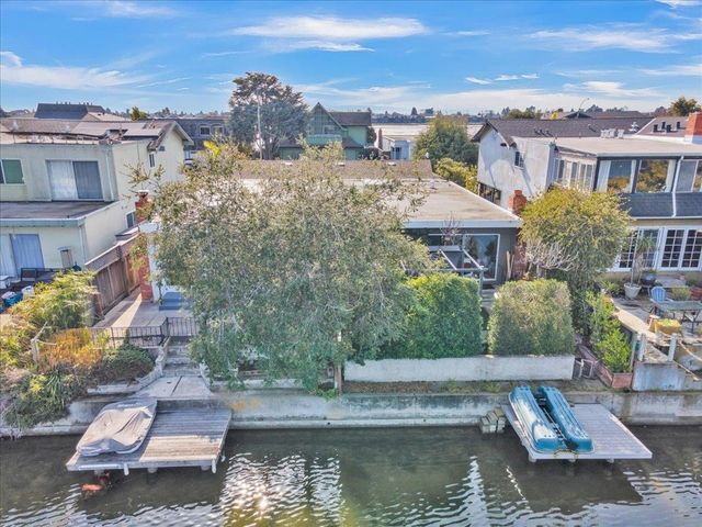 2819 Bayview Dr, Alameda, CA 94501